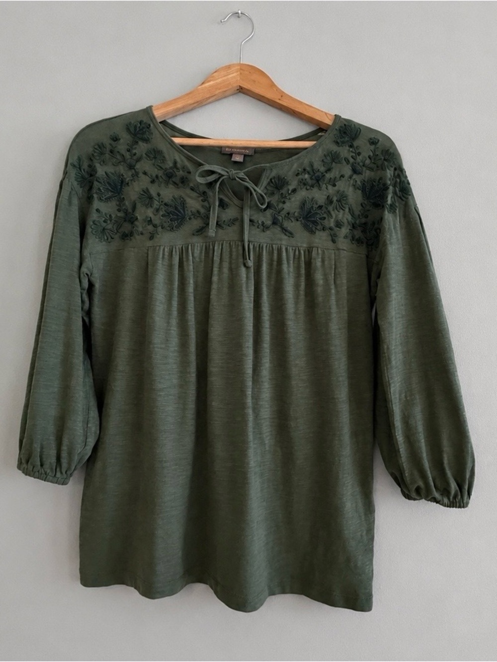 Style & Co Women’s Small Olive Green Embroidered Floral Boho Cotton Peasant Top - Picture 6 of 7